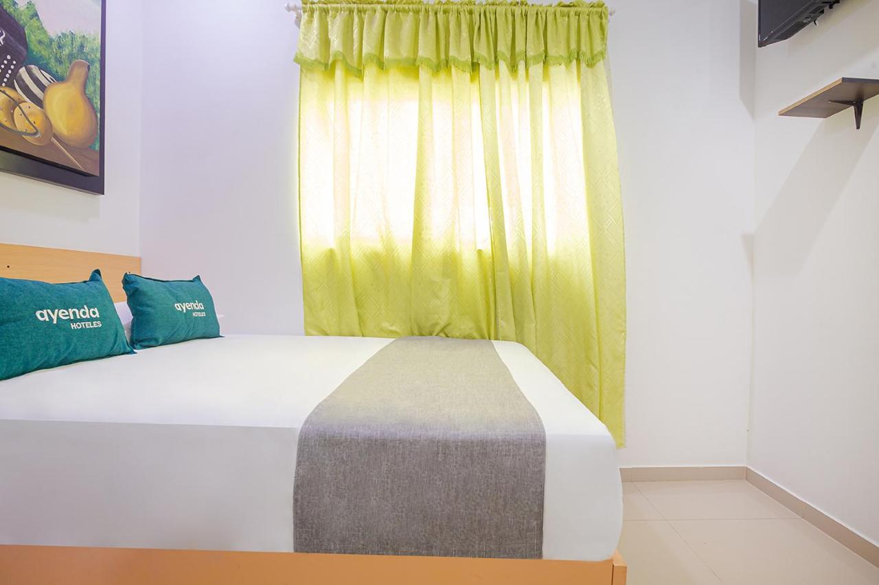 Ayenda Alameda Real Hotel Monteria Bagian luar foto